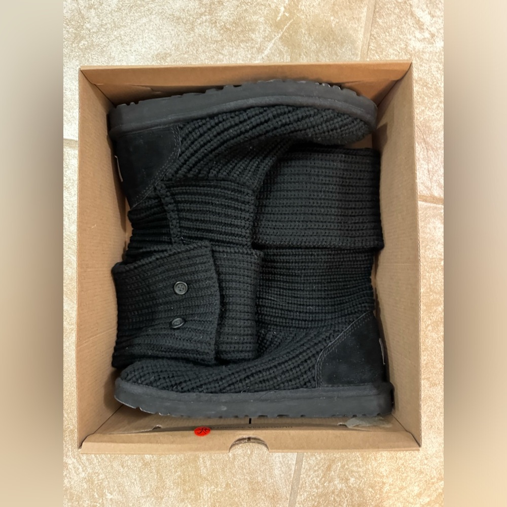 UGGS W Classic Cardy